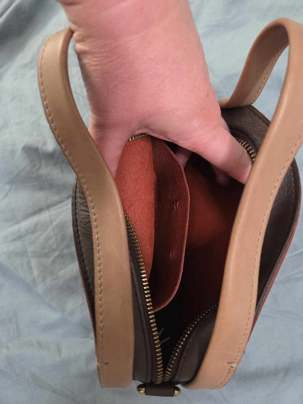 Madewell Sydney Colorblock Leather Crossbody Bag Brown Tan Top Zip No Strap - Picture 2 of 9